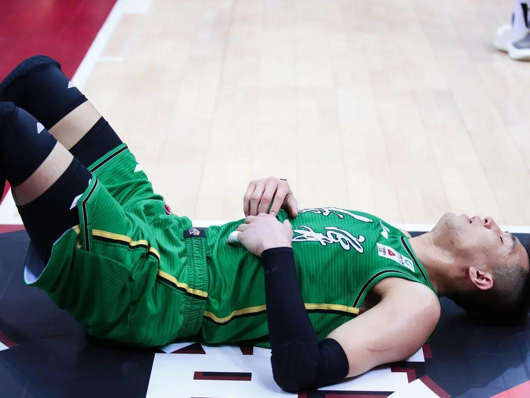 李宁篮球鞋韦德之道全城9,全城10对比韦德之道9