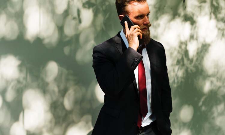 学日语的文科生就业前景好的专业,文科生考研什么专业就业前景好