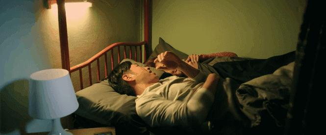 “没房人生就不完整”?这8.9高分港剧,终于敢扎心