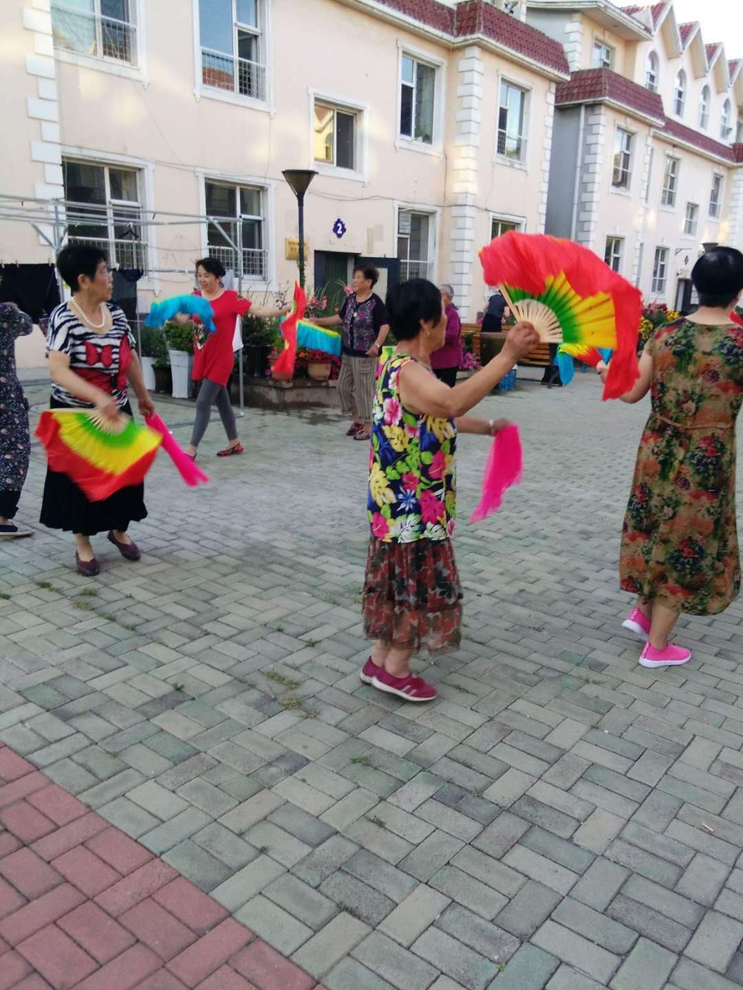 老人的快乐时光养老院,老人安享幸福晚年生活的家园