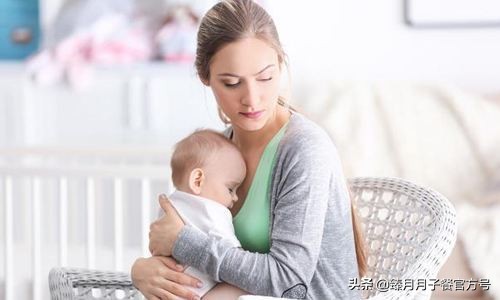 产后第一次来例假颜色发黑量少,产后第一次例假和第二次间隔15天