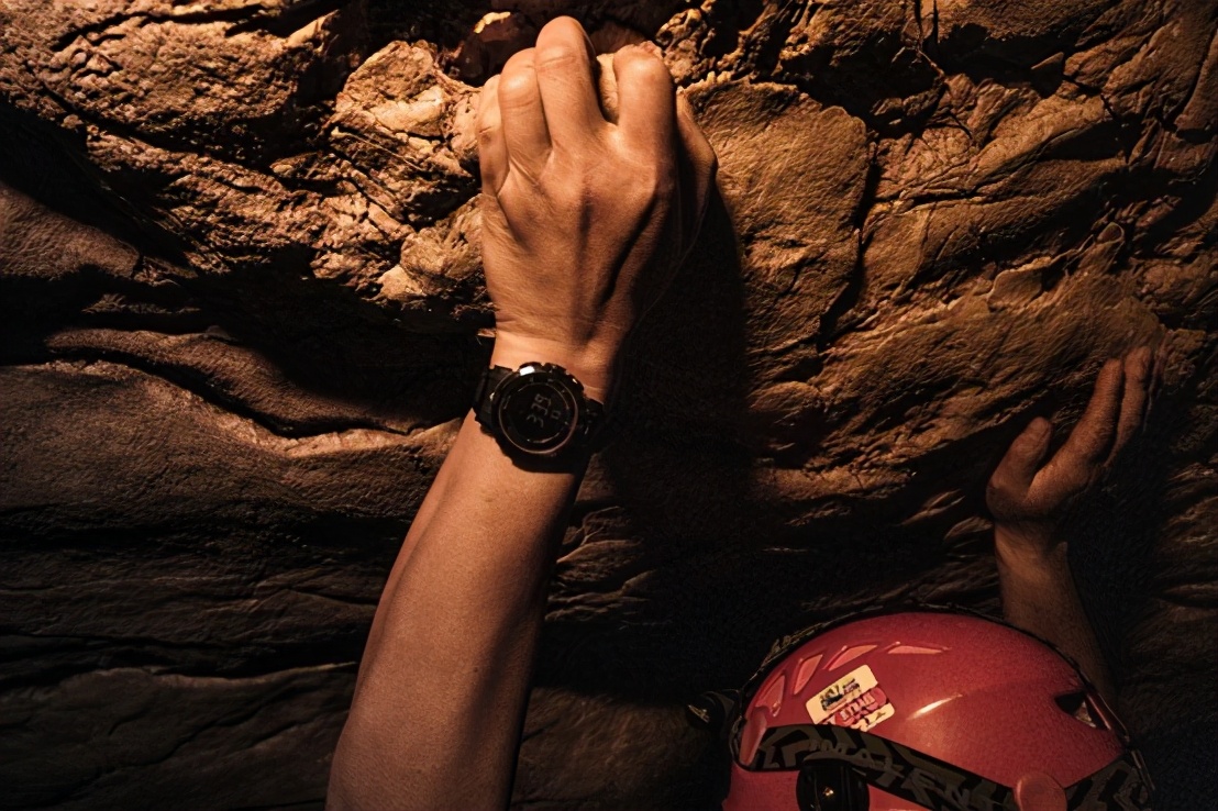 我与“熔岩瀑布”的日常PRW-30YT-1PR陪我体验浩瀚无垠