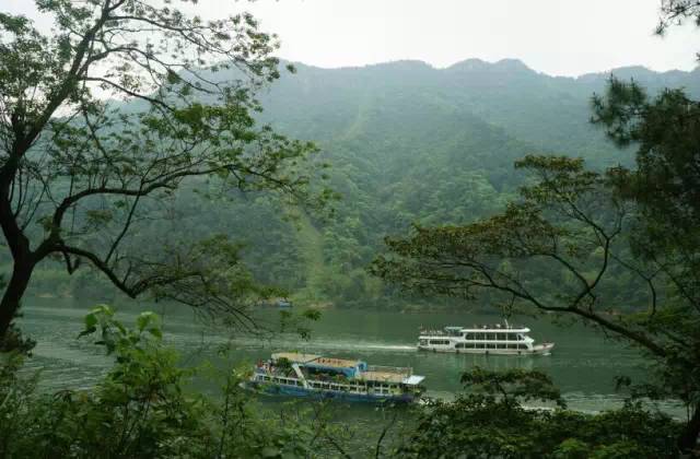 清远小北江古栈道到飞来寺,清远岭南第一峰栈道