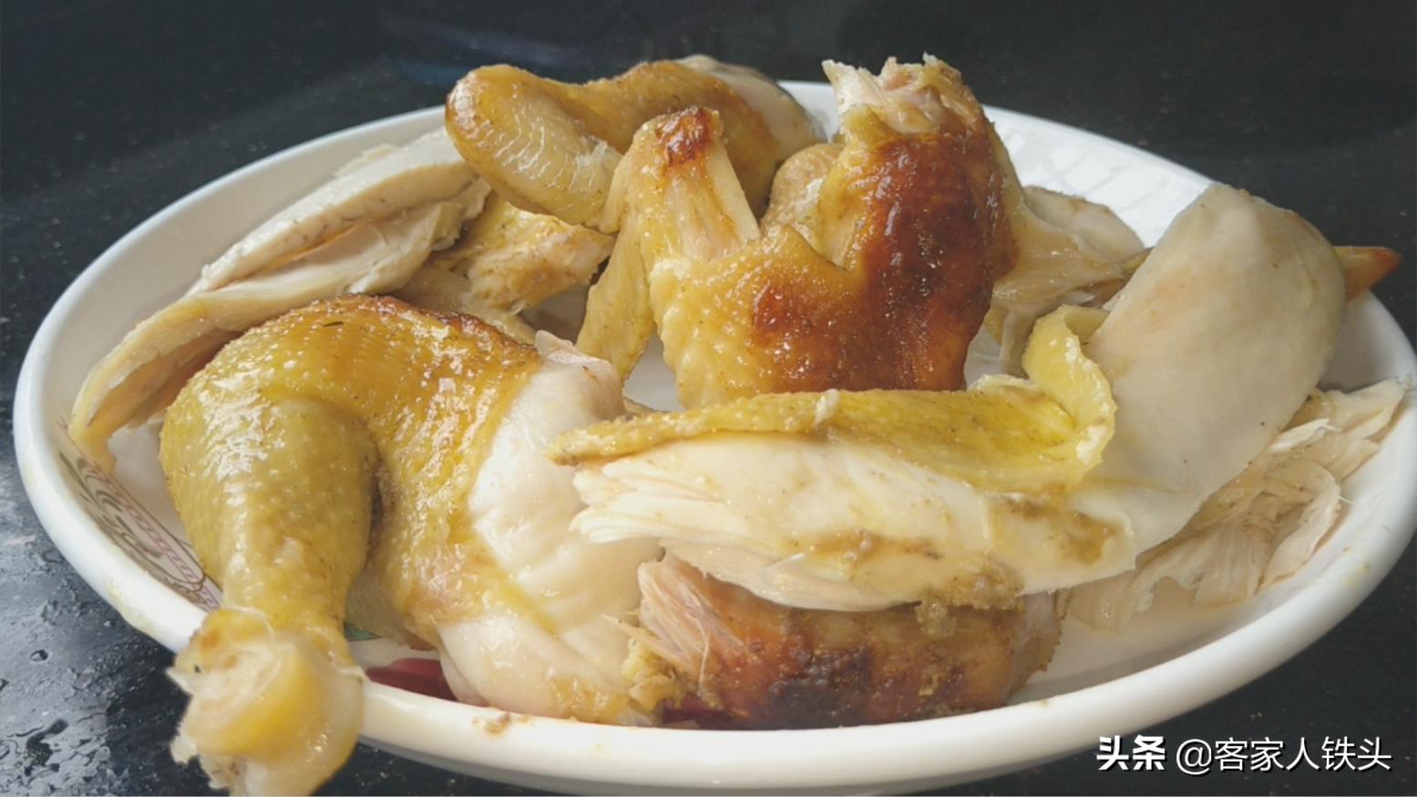 客家正宗盐焗鸡做法,正宗客家盐焗鸡的做法步骤