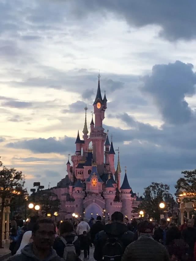 迪士尼奇妙而又梦幻,迪士尼的神奇之处