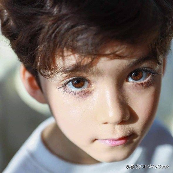 混血兄妹萌视频,美韩混血双胞胎网红