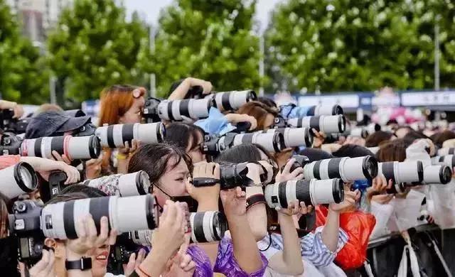 站姐都是怎么p图的,站姐们拍的照片