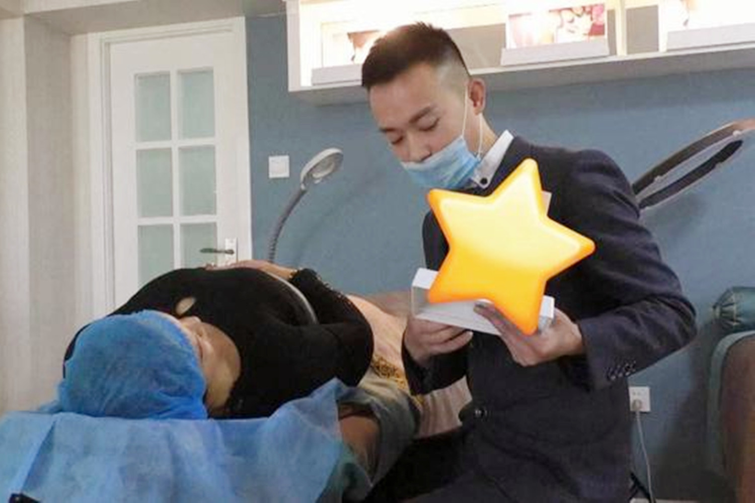 宝宝出生3天宝妈没有母乳,孩子出生了三天没有奶