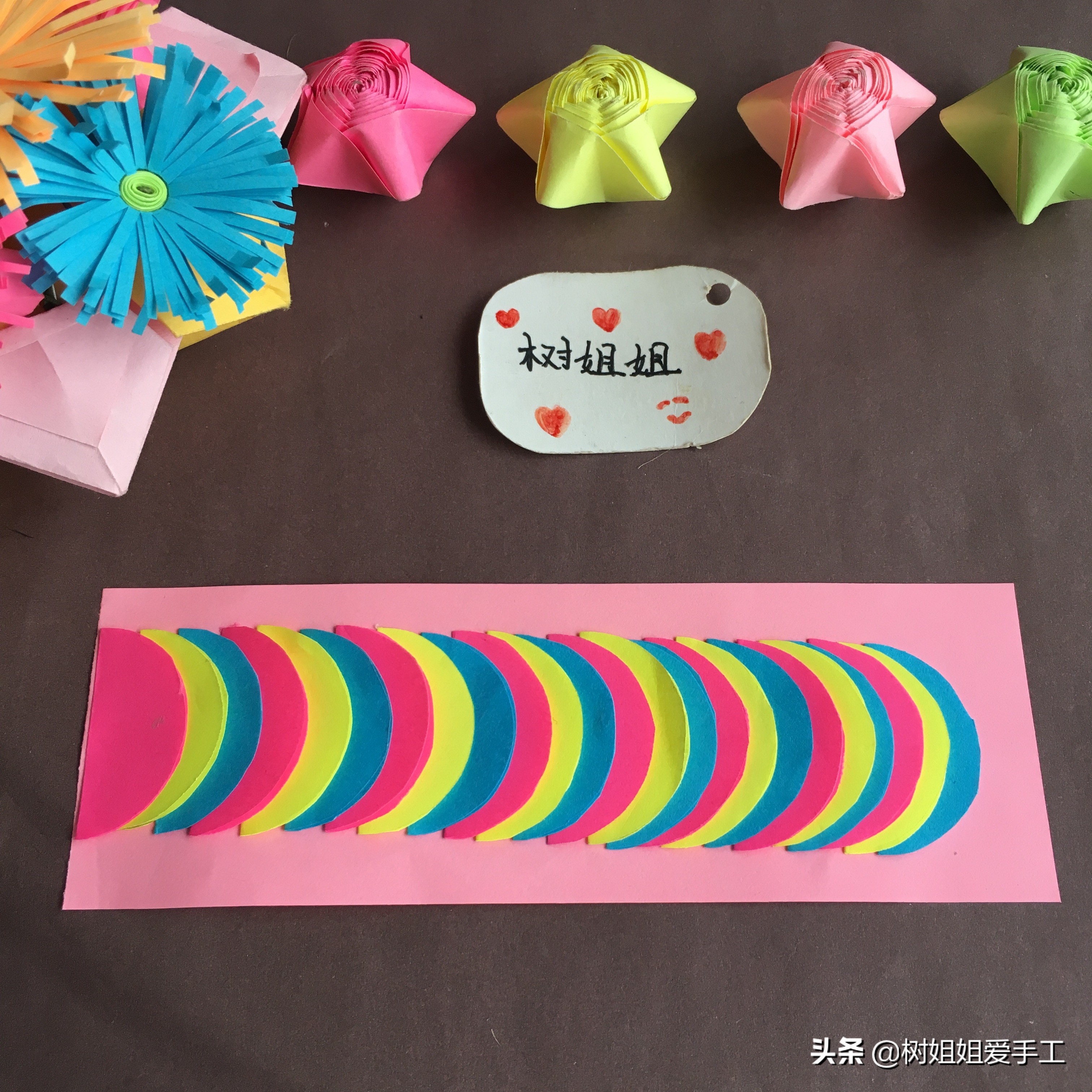 怎么用红色的折纸折出来一个灯笼,兔年折纸灯笼最新款简单又好玩