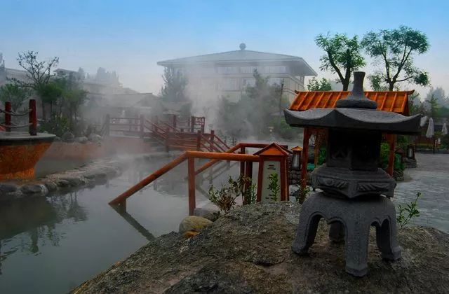 西北泡温泉地方推荐天然温泉,华山御温泉与蓝田汤峪温泉