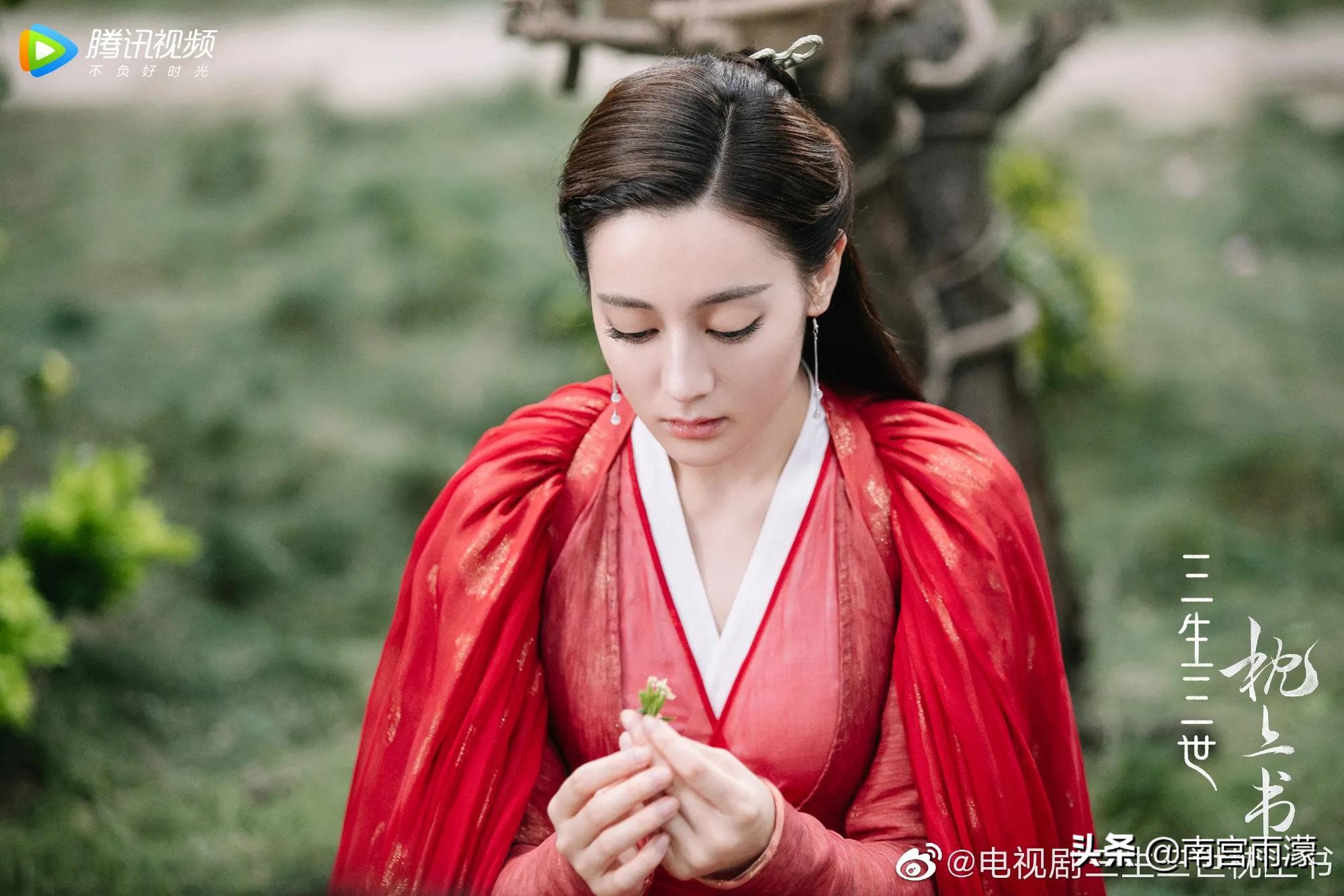 枕上书改编54.滚滚自愿随帝君回天宫,重霖看到滚滚心痛不已