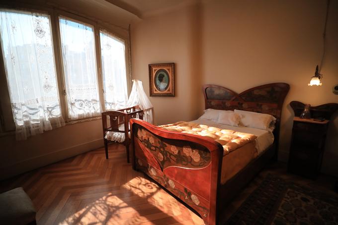 米拉之家是什么风格建筑,和米拉之家相似的建筑