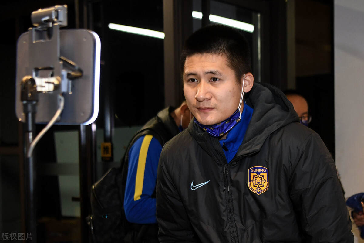 有情义!30岁的苏宁功勋飞翼被爆即将退役,曾是国足当红国脚