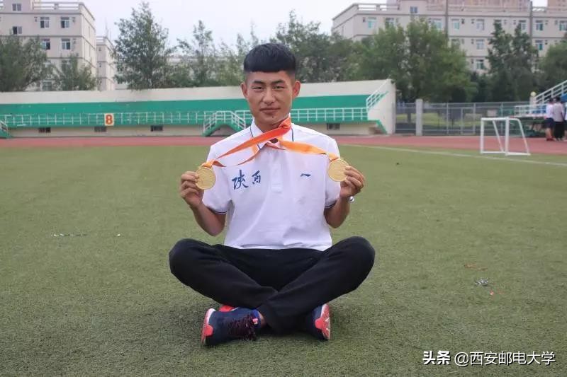 破亚洲记录成绩夺冠,打破亚洲短跑100米纪录