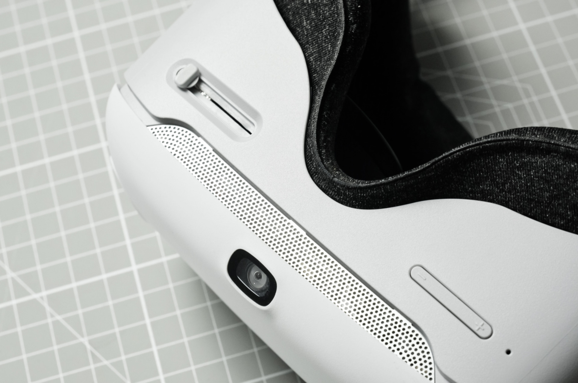 爱奇艺奇遇3vr一次玩多久,爱奇艺奇遇3vr可以有线接电脑吗