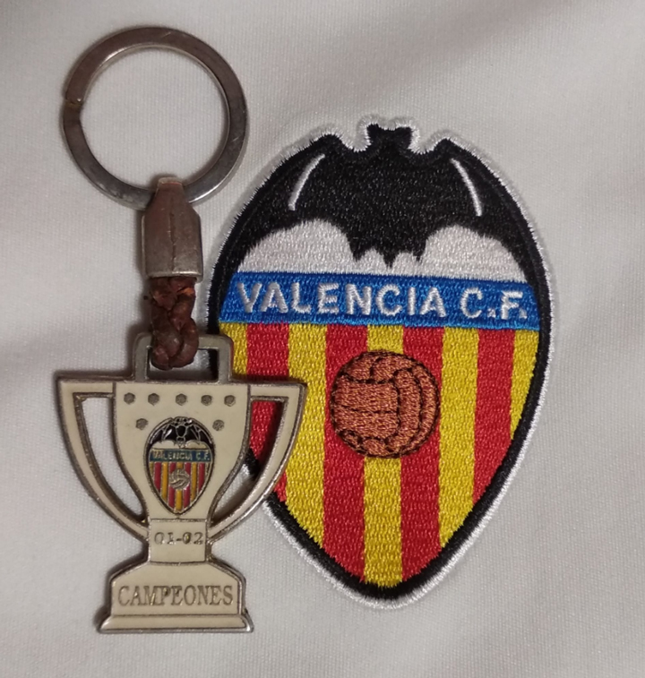 世纪之交的皇马5年3夺欧冠,瓦伦西亚传奇队