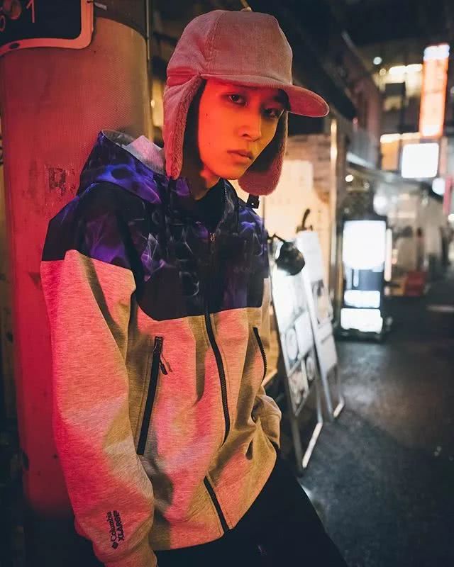 天气冷不想扎头发怎么办,热天洋气又凉快的帽子