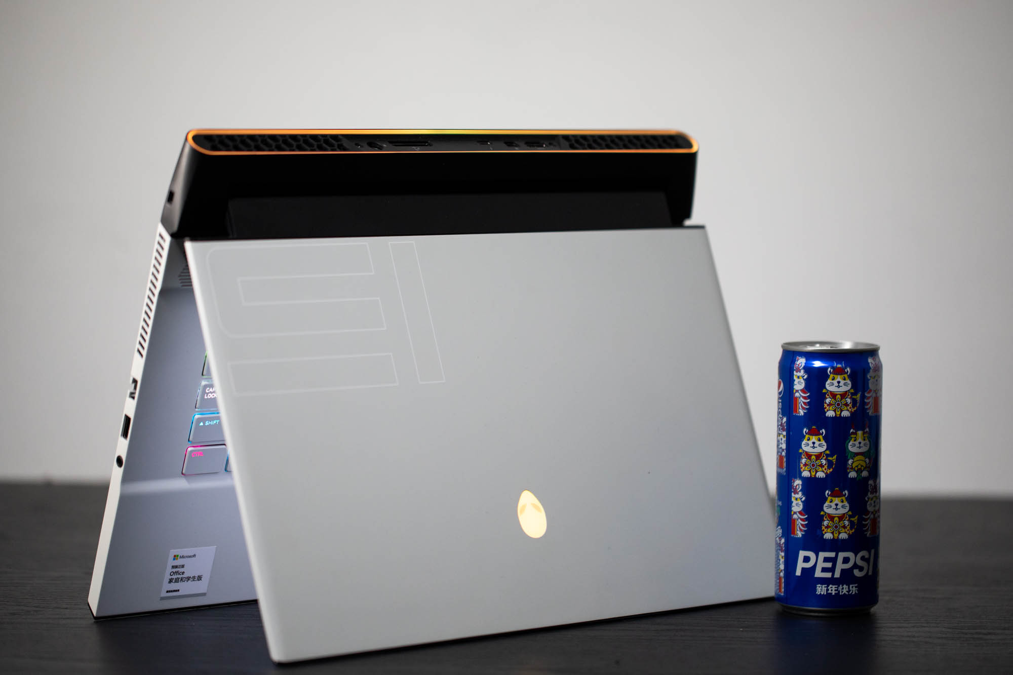 戴尔外星人笔记本17r5深度解析,外星人m15轻薄游戏本笔记本测评