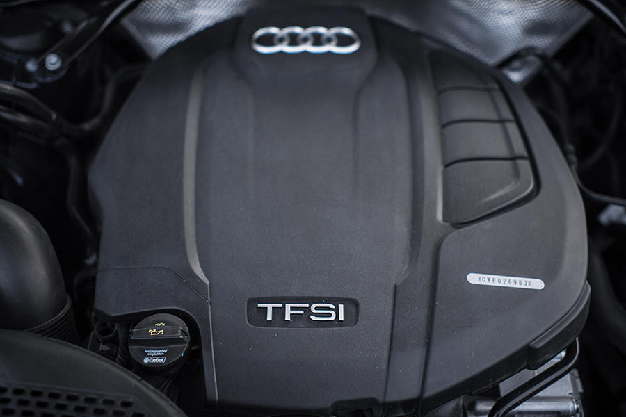 车主吐槽奥迪a4l味道大,车主评价奥迪a4l40豪华动感