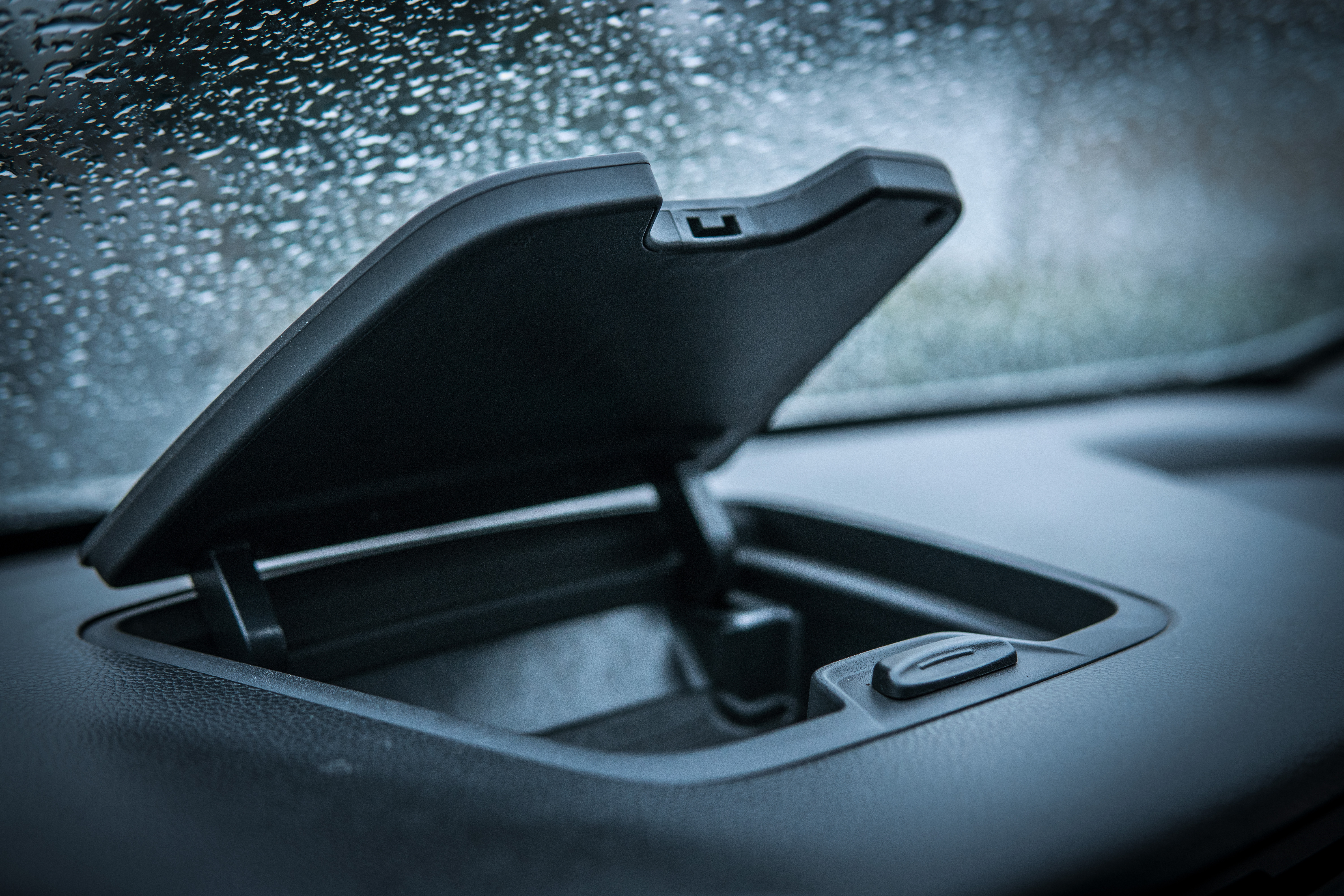 剑走偏锋无往不利,剑走偏锋攻其不备