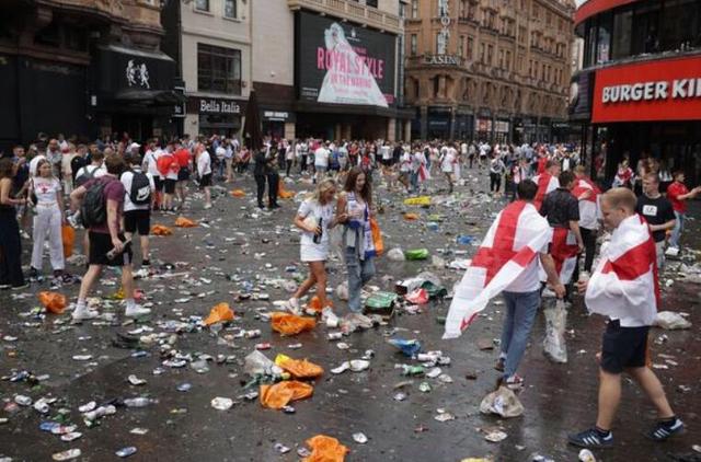 六大恐怖现象,足球史上十大暴力球