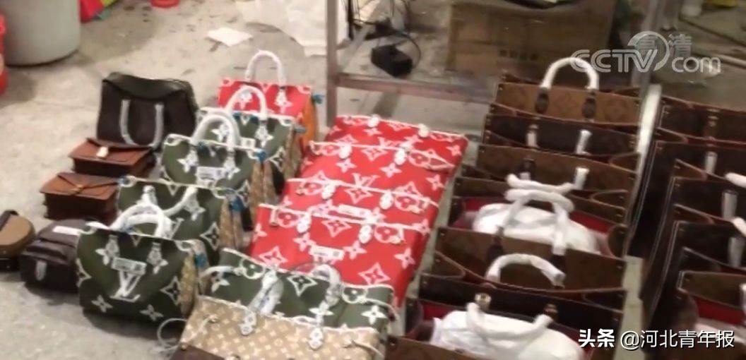 央视曝光山寨假货,买的lv包真假难辨