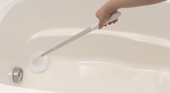 浴缸的水垢和泥垢用什么能够清除,浴缸顽固污渍清洁剂