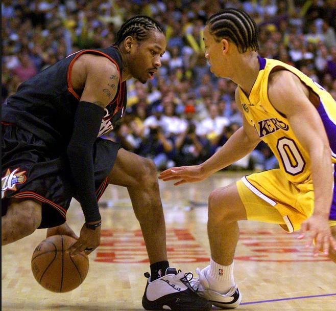 为什么nba运球没有街球那么花哨,nba2k街球模式中如何做花哨的动作