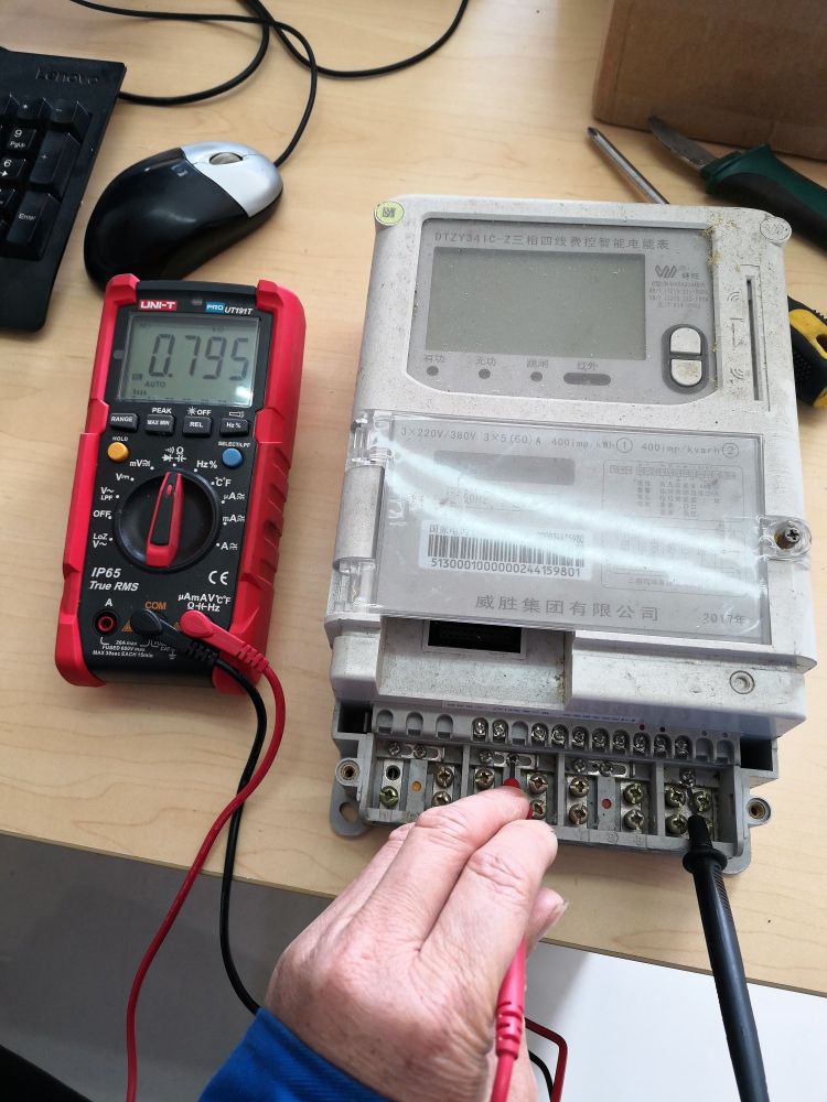 三相四线电表欠压怎么办,三相电表缺零线会怎样