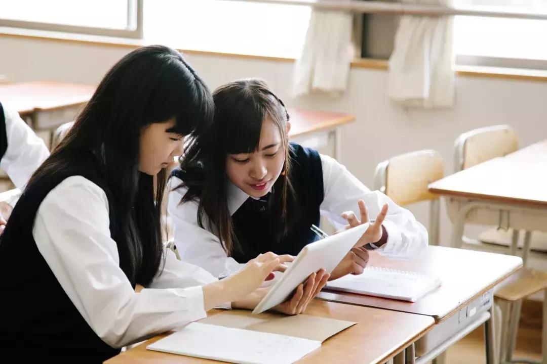 初中孩子叛逆心很强如何管教,河南高中学生叛逆班主任怎么管教