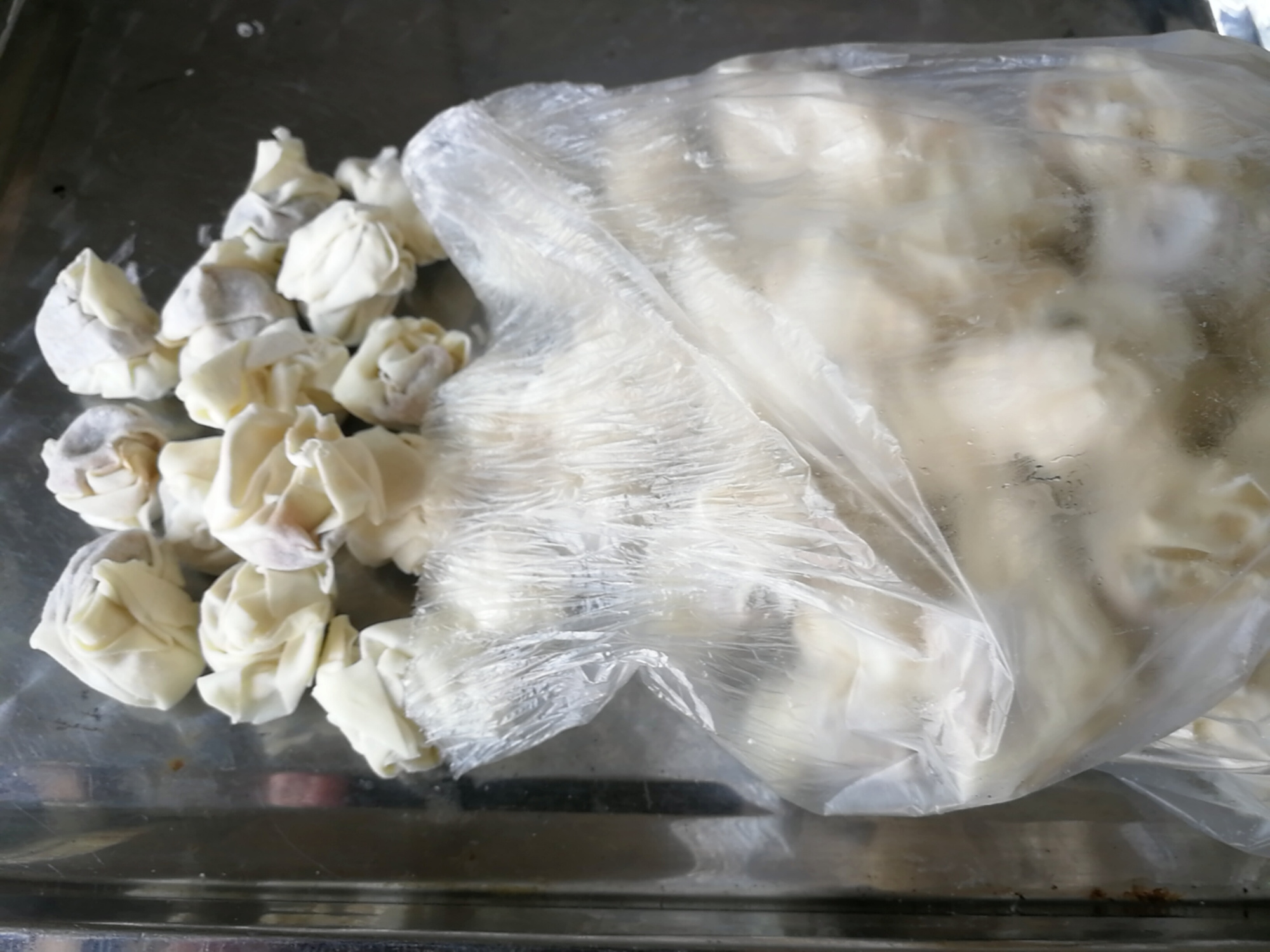 包好的馄饨怎样保存过夜,馄饨的馅料怎么可以保鲜