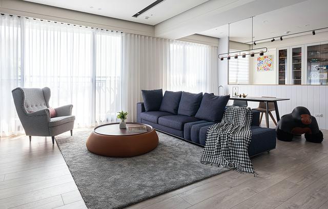 没有沙发墙的户型难看吗,没有背景墙的房子设计