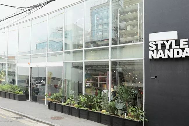 打HPV、考国际驾照、当练习生、看演唱会、泡夜店，这才是首尔