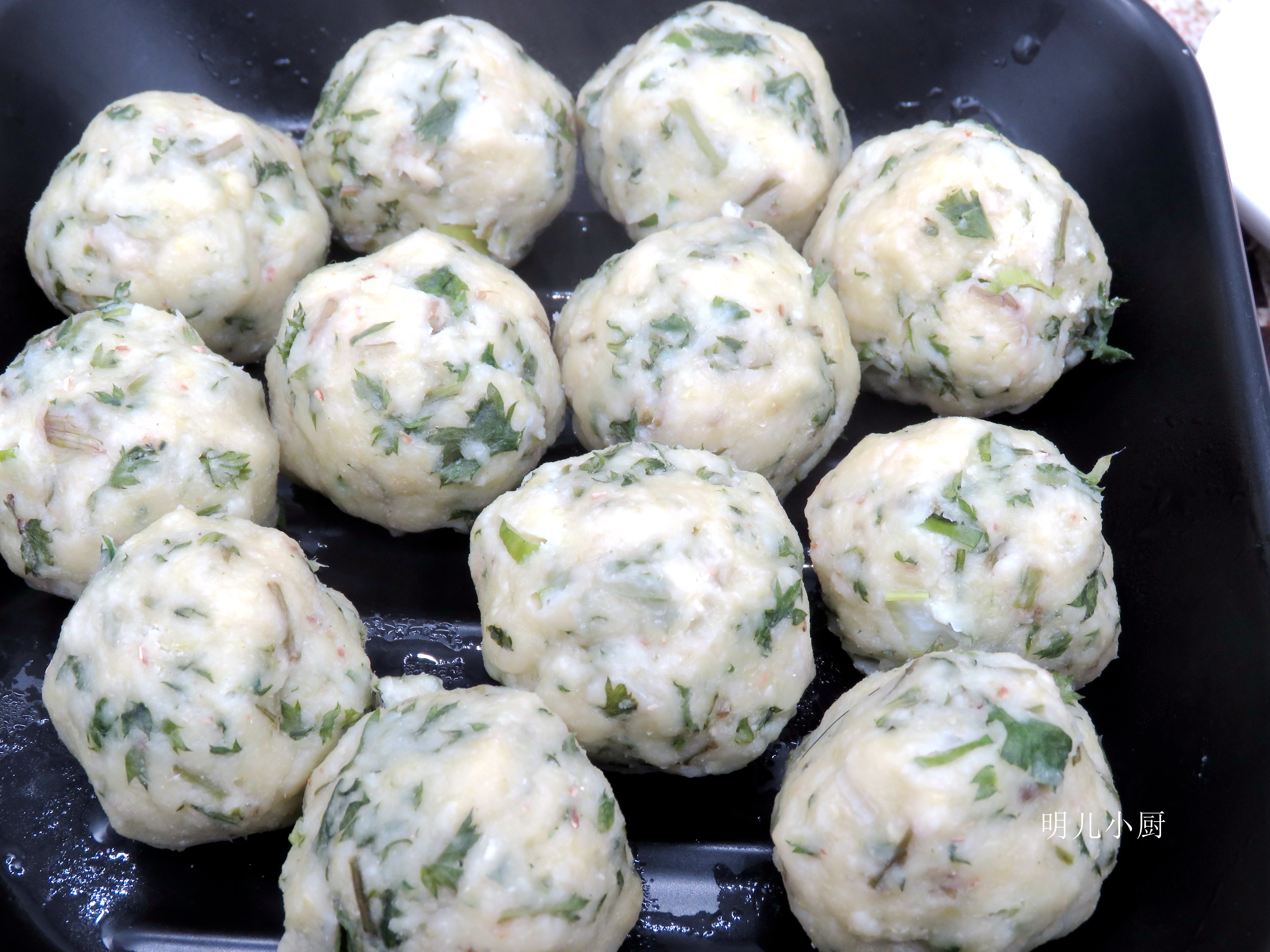 野菜豆渣发面窝窝头的家常做法,豆渣蒸野菜