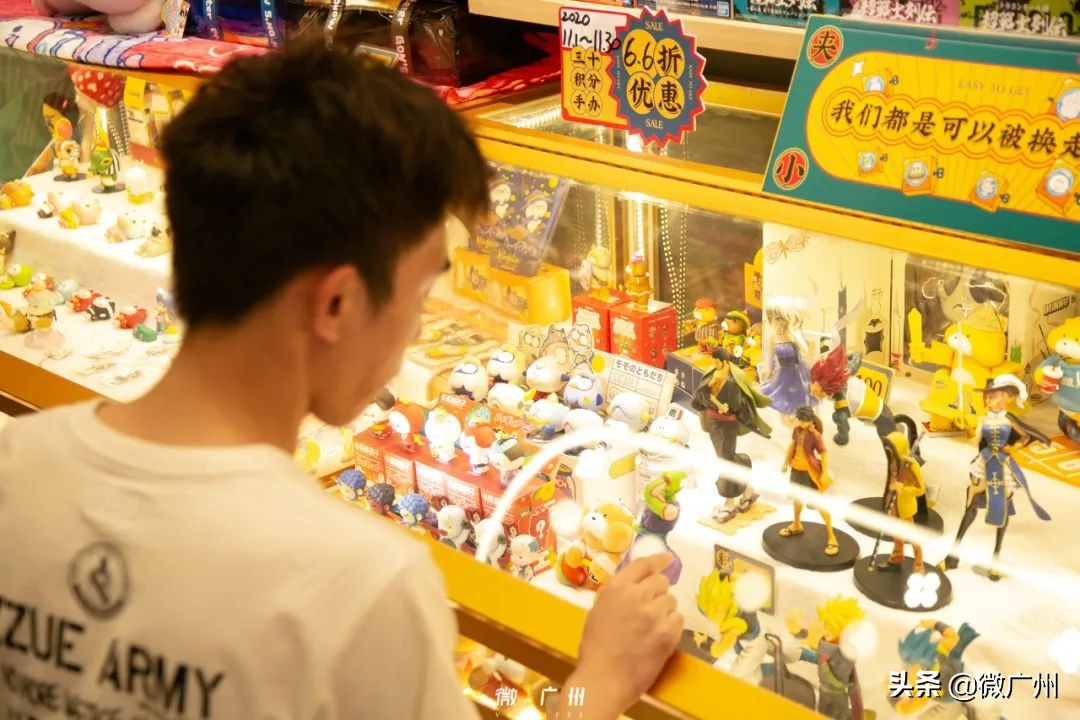 复古夹娃娃店,夹娃娃广州