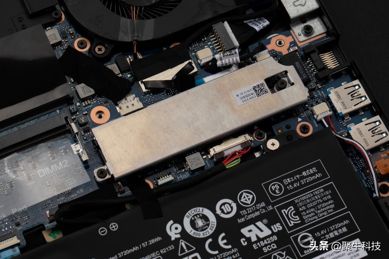 17.3寸掠夺者战斧300评测,无短板游戏本推荐