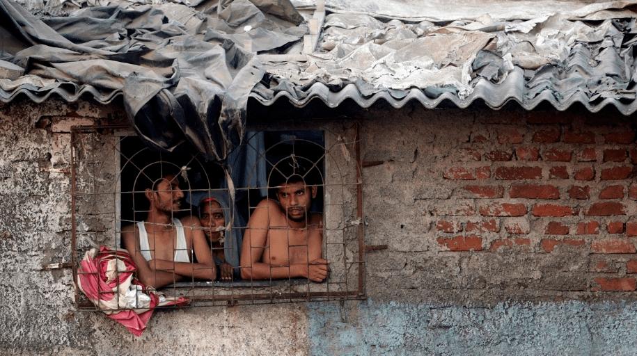 瞒不住了？！疫情最大的黑洞，这个国家可能导致疫情爆发