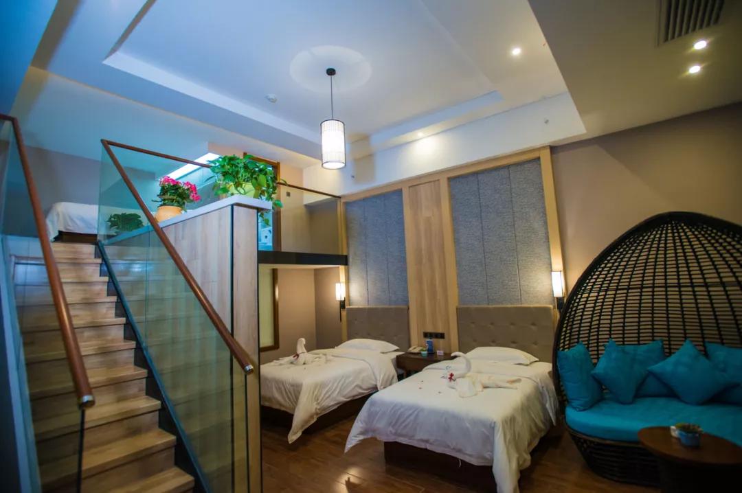 为什么酒店前台工资那么少,酒店前台工资一般多少钱一个月