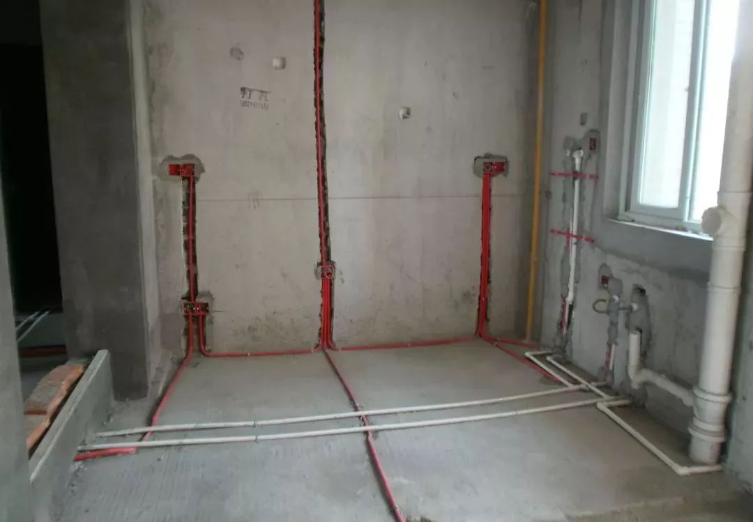 胶泥贴瓷片要加水泥吗,贴墙砖水泥跟胶泥的调配比例