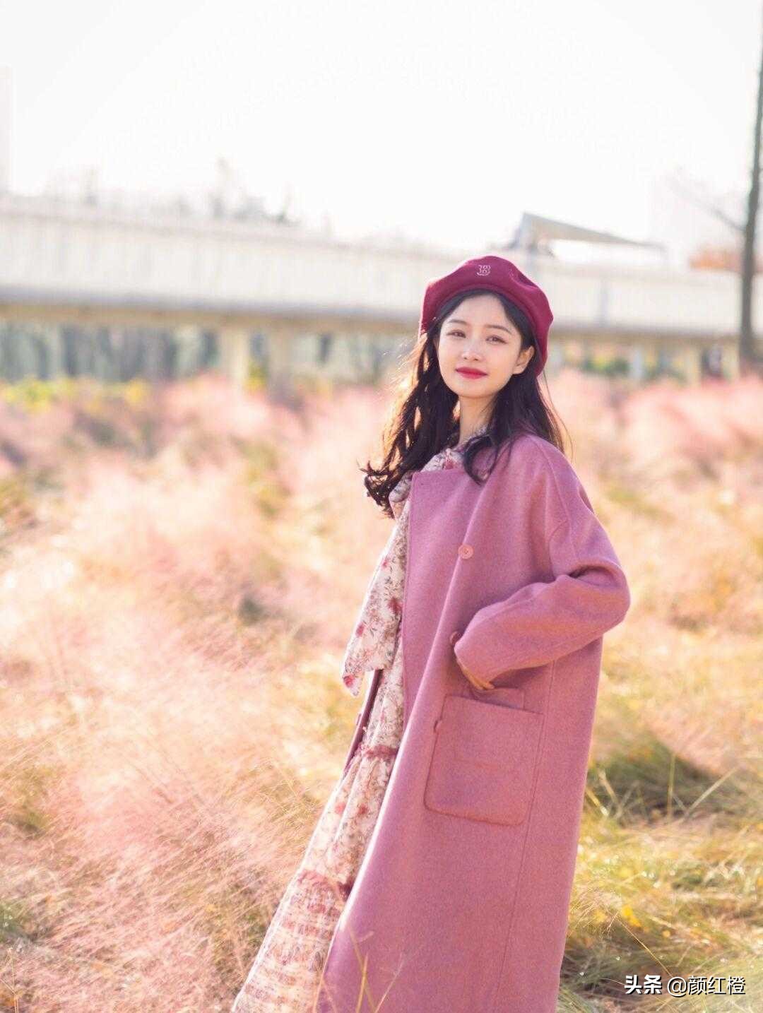 粉色的4种穿搭方法温柔又优雅,穿搭粉色的最佳配色