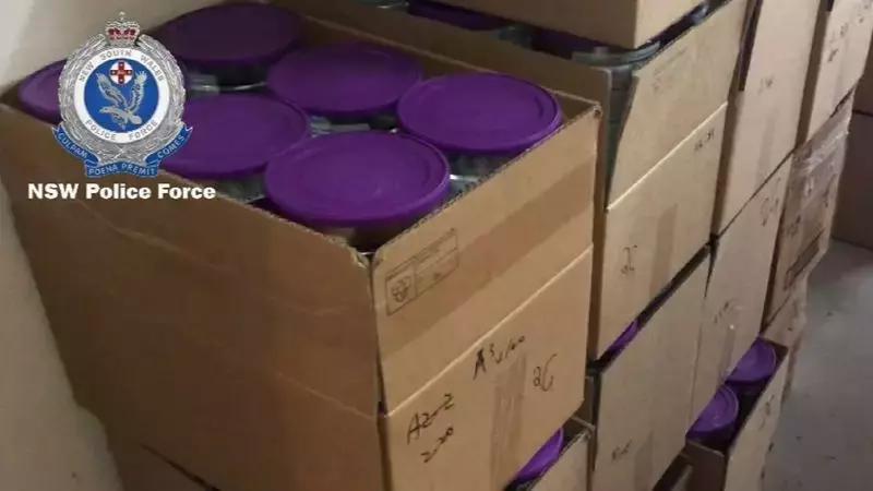 婢冲ぇ鍒╀簹鍥ょН濂剁矇琚姄,婢冲ぇ鍒╀簹涓浗浜哄伔濂剁矇琚姄