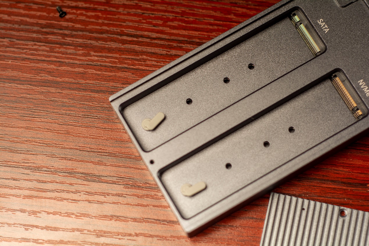 奥睿科雷速固态硬盘,奥睿科usb4.0固态硬盘盒测评