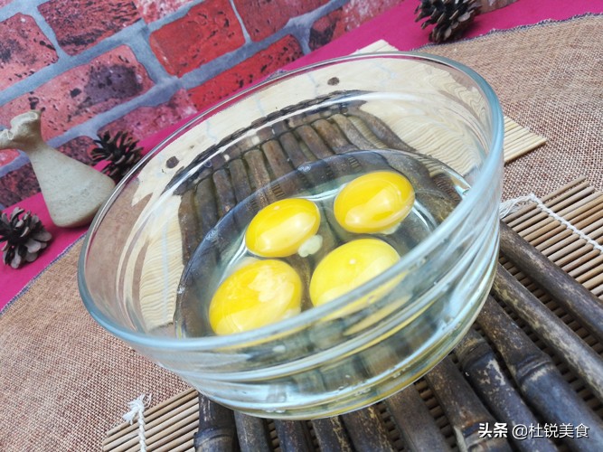 干贝蒸蛋的正确做法,干贝蒸蛋最正宗的做法
