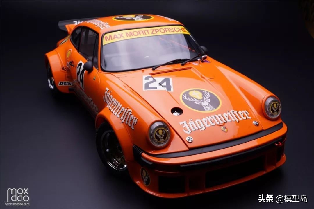 保时捷rsr汽车模型,开箱1:36保时捷taycan模型