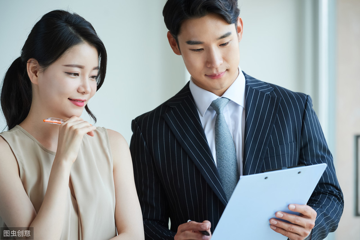 爱上大我二十岁的男人,爱上大我二十岁的女人