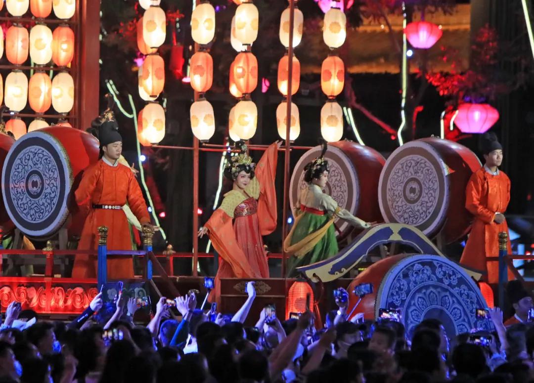 西安也是一座值得向往的城市,为什么大家对西安那么着迷呢