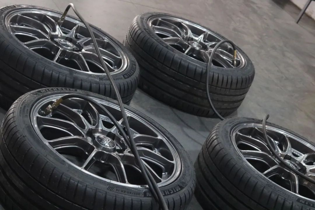 怪兽修车完整版,怪兽修车途锐