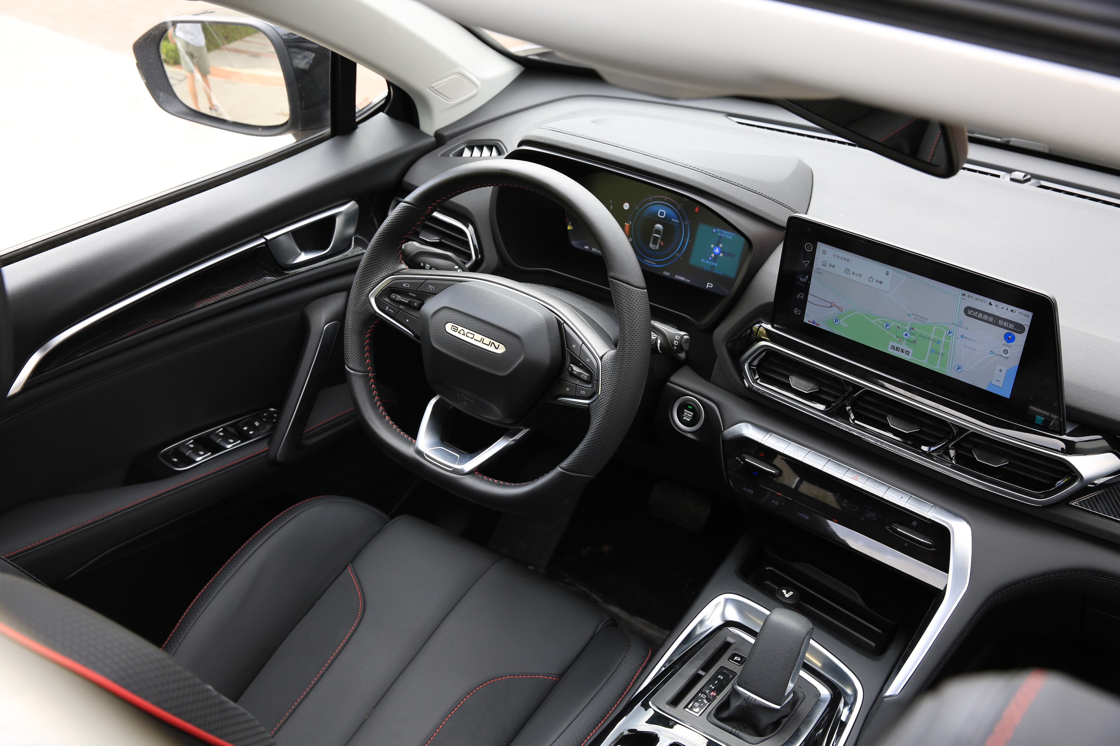 15万预算放弃了低配的合资车,吉利icon5