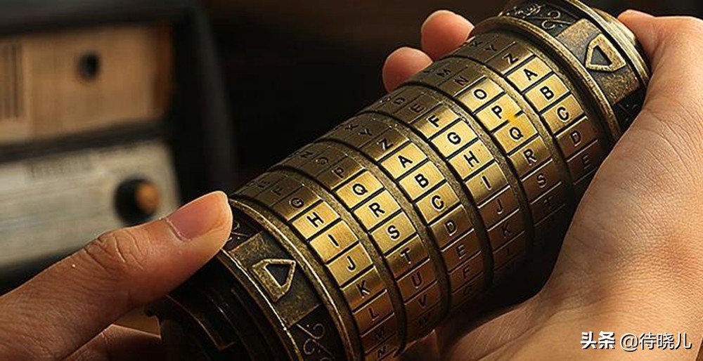 将老套的故事模式写成畅销书,揭开“丹布朗结构”的秘密面纱