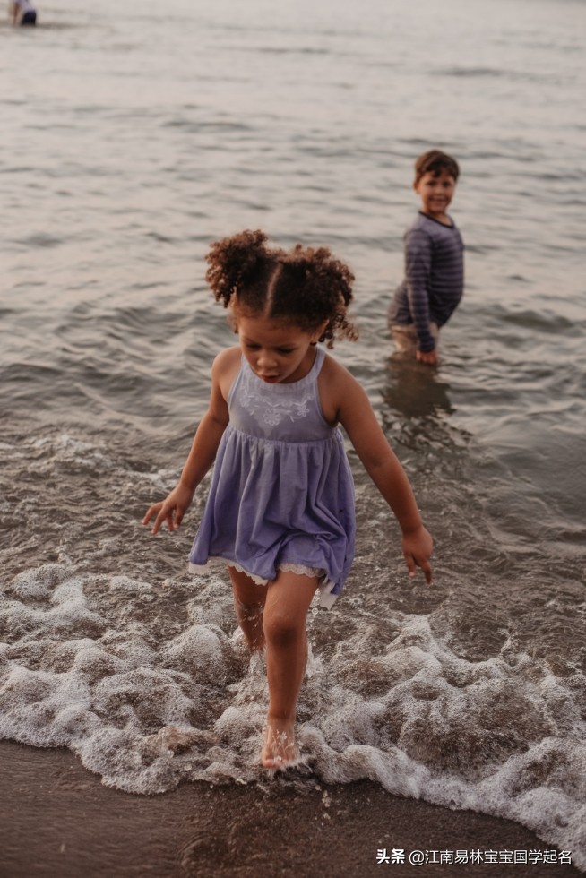 王姓女孩名宋词,100个出自宋词女孩名